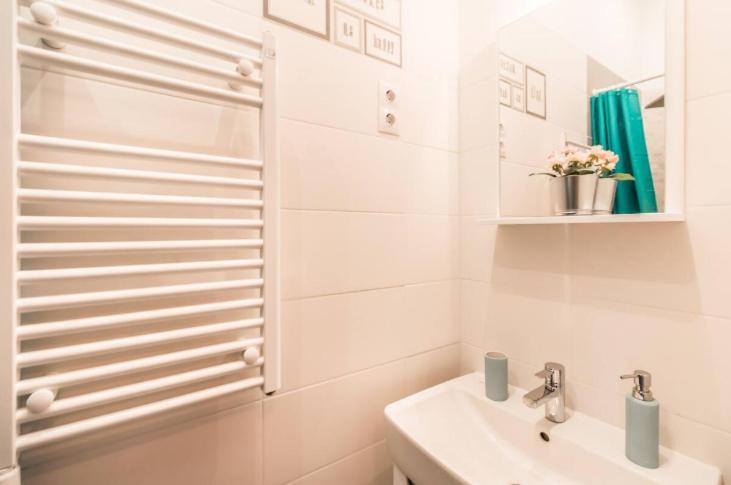 Bpr Szondi Cozy Apartment Budapeste Exterior foto